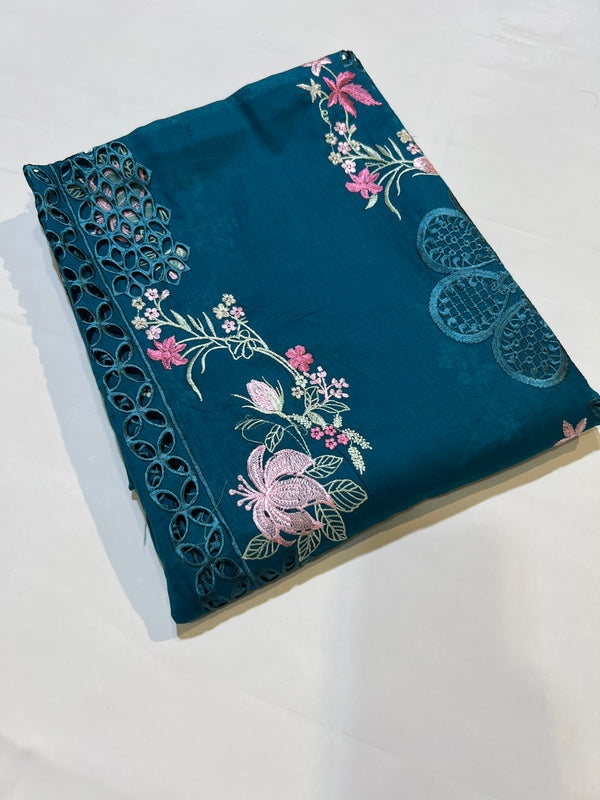 BATIQ FEROZI ZINK LAWN EMBROIDED CHIKENKARI